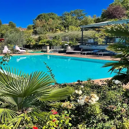 Gardens, Pool, Jaccuzzi Spoleto-poolside-slps 20 1 Hour To Rome *