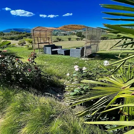 Gardens, Pool, Jaccuzzi Spoleto-poolside-slps 20 1 Hour To Rome *