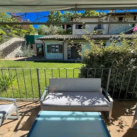 Gardens, Pool, Jaccuzzi Spoleto-poolside-slps 20 1 Hour To Rome Willa