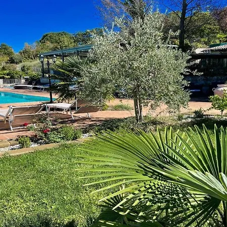 Willa Gardens, Pool, Jaccuzzi Spoleto-poolside-slps 20 1 Hour To Rome *
