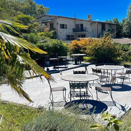 Gardens, Pool, Jaccuzzi Spoleto-poolside-slps 20 1 Hour To Rome
