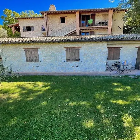 Gardens, Pool, Jaccuzzi Spoleto-poolside-slps 20 1 Hour To Rome *